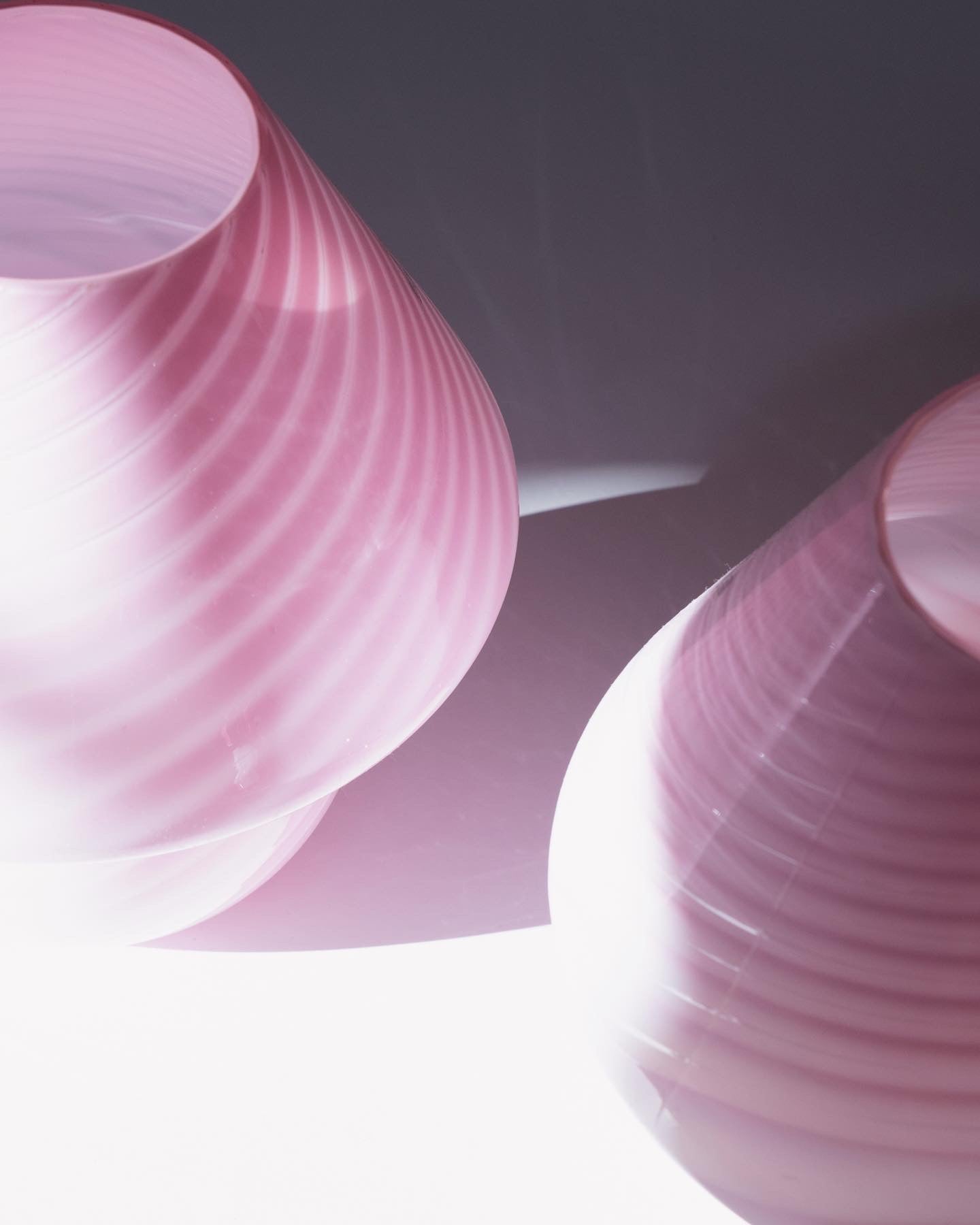 Pair of Vintage Pink Glass Swirl Murano Mushroom Table Lamps, 1970s