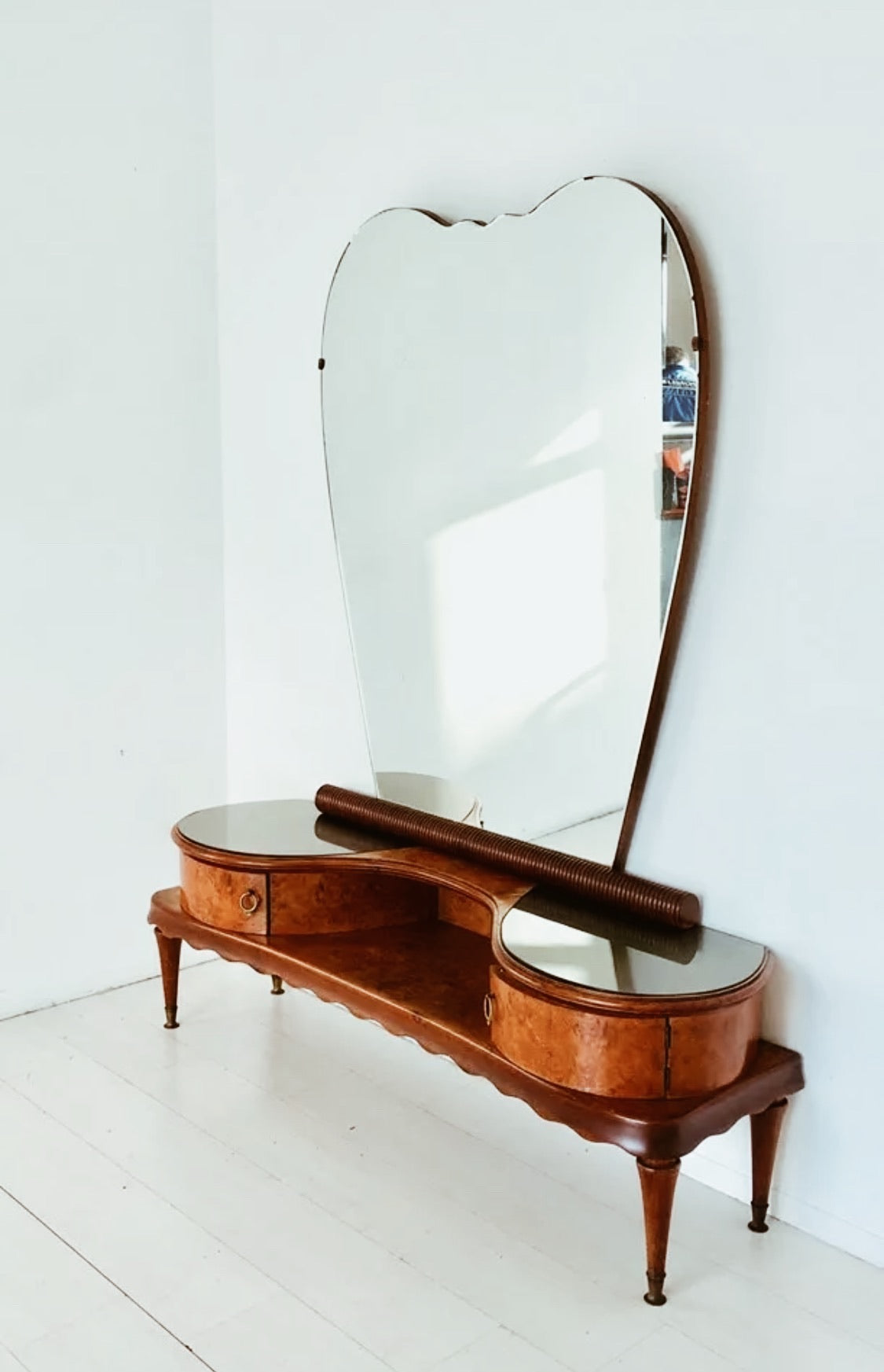 Vintage Italian 1950s Scalloped Wooden Dressing Table/Console – The Edition 94